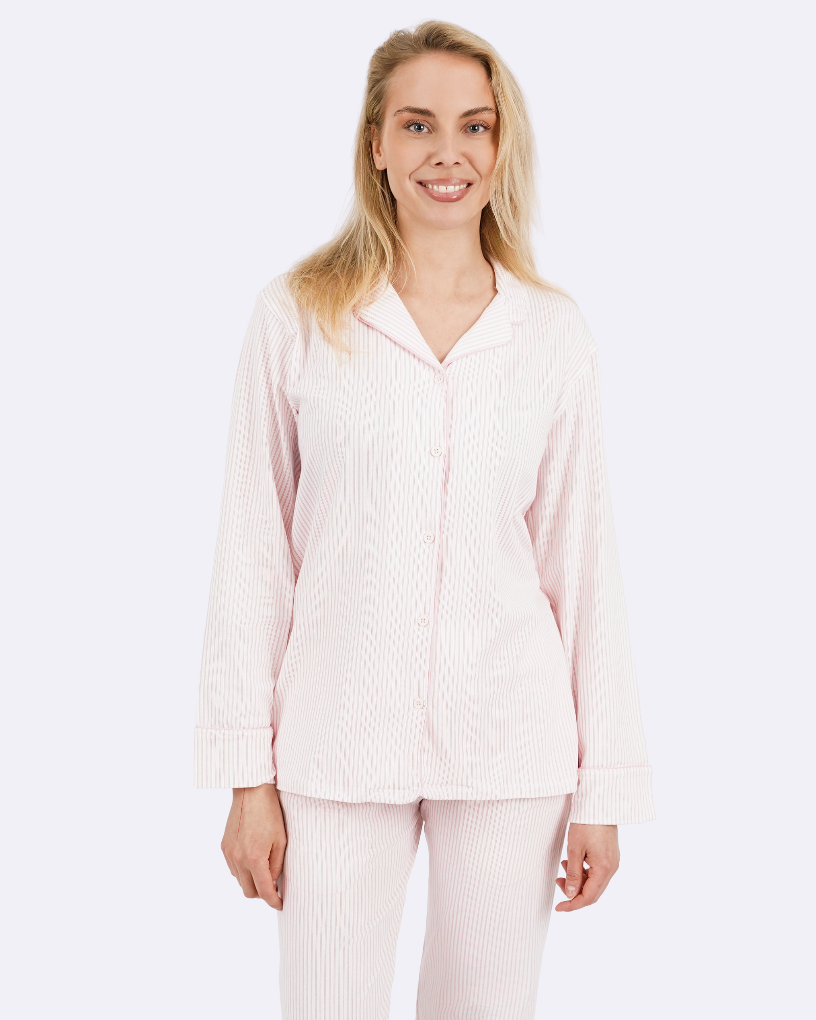 Vaaleanpunaiset raidalliset pyjamat 