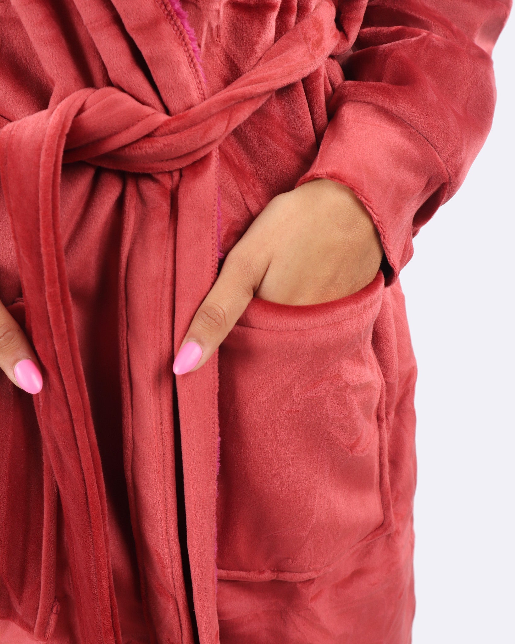 Red Dahlia Robe